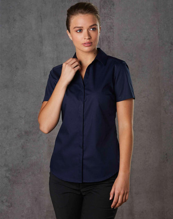 M8110S BARKLEY LADIES TAPED SEAM SHORT SLEEVE SHIRT